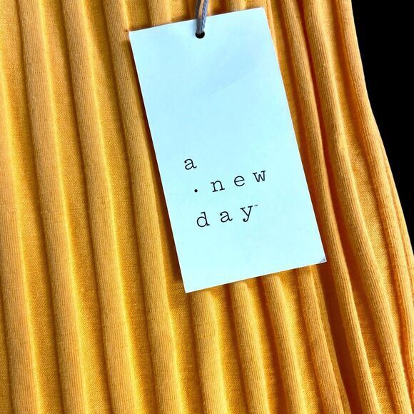 A New Day Stretch Elastic Waist Orange Pleated Ruffle Midi Shorts Size 3X NWT - Picture 5 of 9